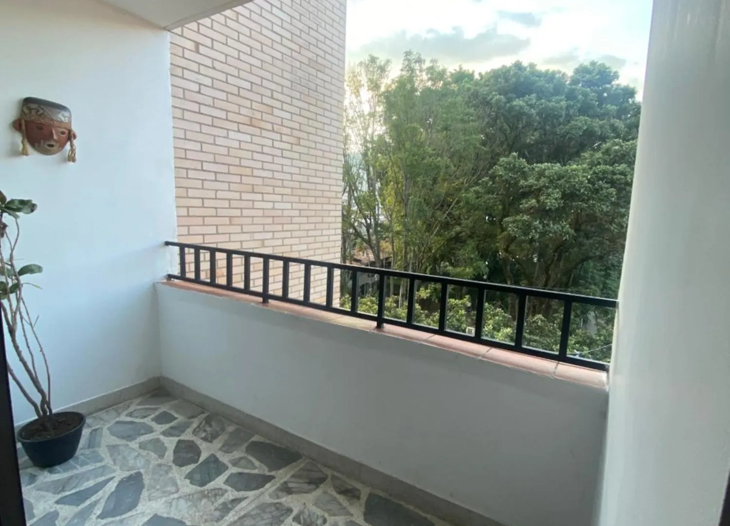 Amenida Apartment Medellin Colombia